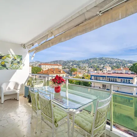 Bright & Luxurious - Heart Of Apartman Cannes